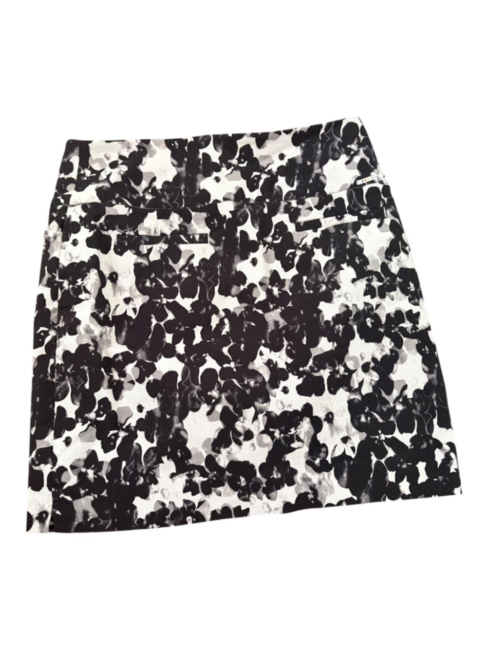 Swing Control Floral Golf Skort Built-In Shorts Size 6 Black White Pickleball - Picture 3 of 9
